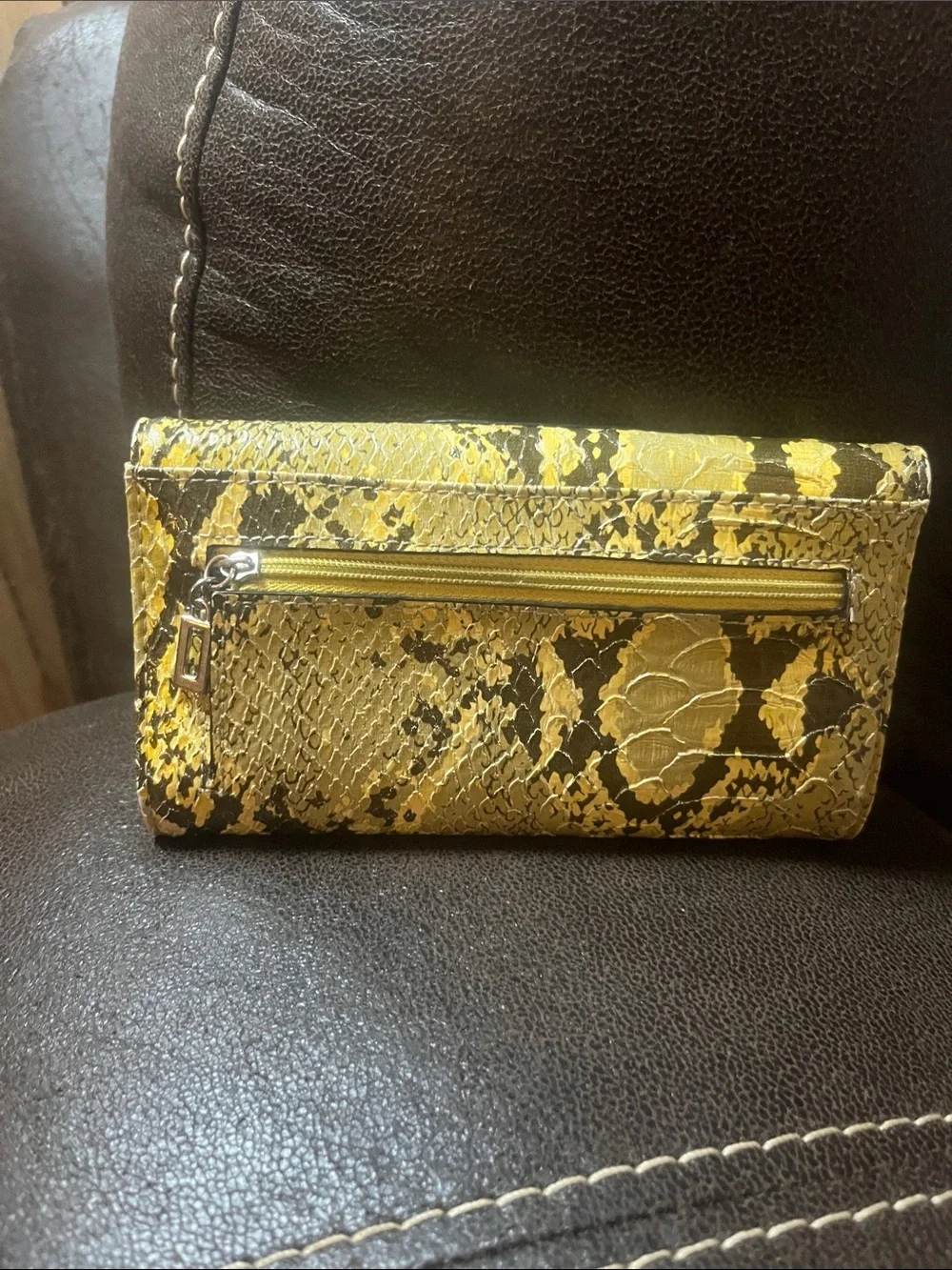 Guess Yellow Brown Faux Snake Print Wallet Clutch Animal Print Neutral Classic
